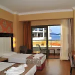 Hotel Golden Rock