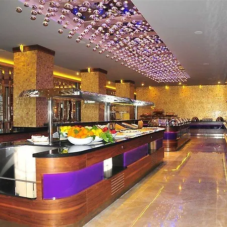 Hotell Golden Rock 5*