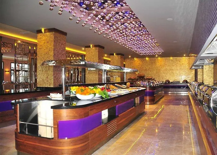 Hotel Golden Rock 5*