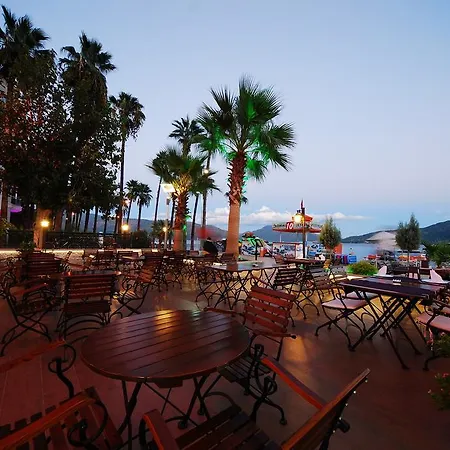 Golden Rock Hotel 5*