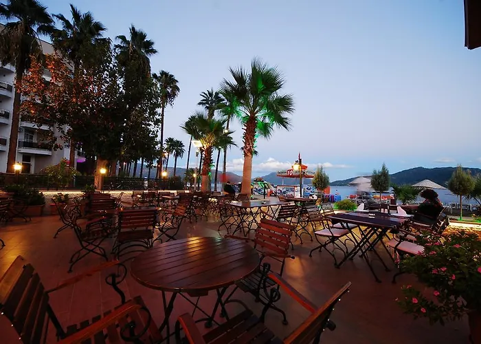 Golden Rock Hotel 5*