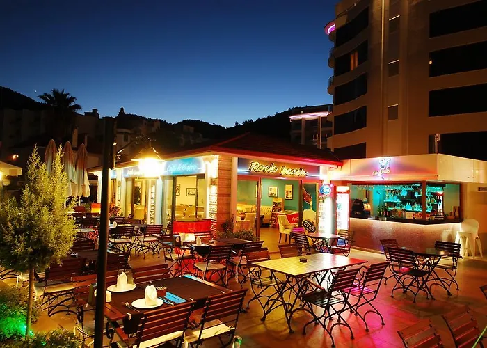 Hotell Golden Rock 5*